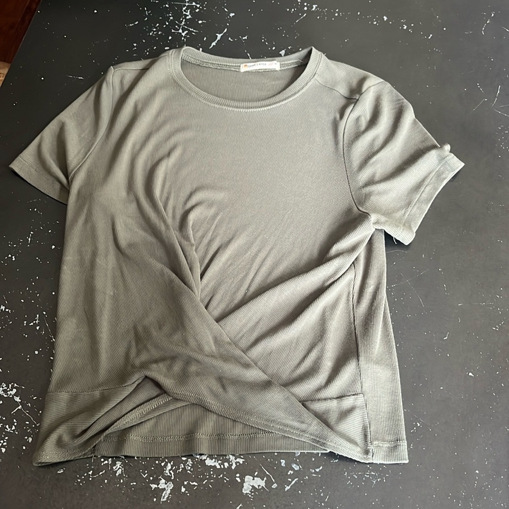 Green Marine Layer Tshirt. Ribbed. Size M.